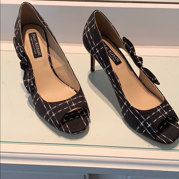Isaac Mizrahi Serena Peep Toe Heel - Picture 3 of 8
